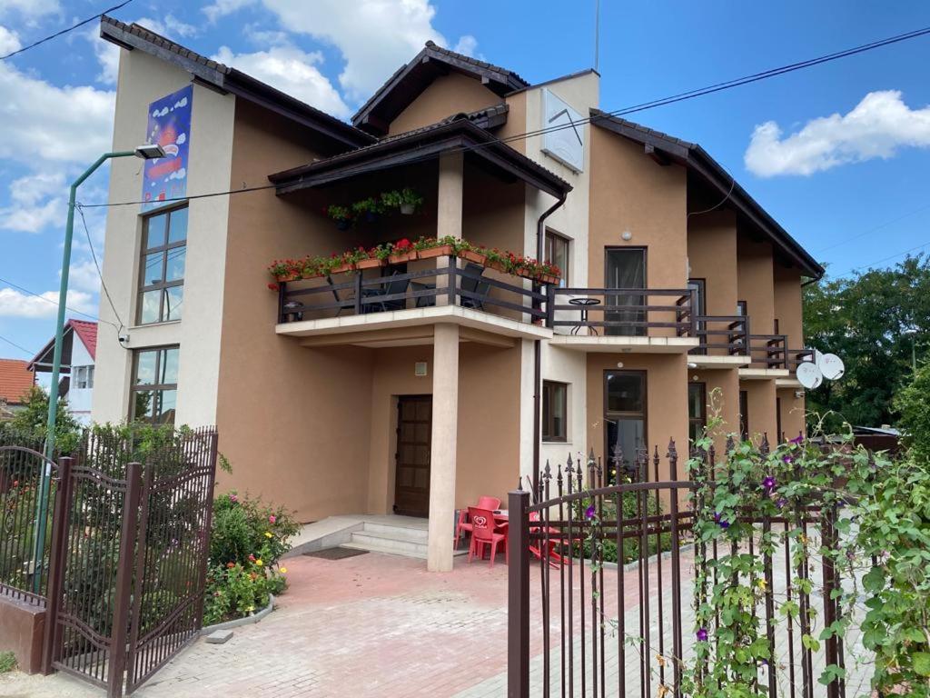 Pensiunea Casa Soarelui Simian Exterior foto