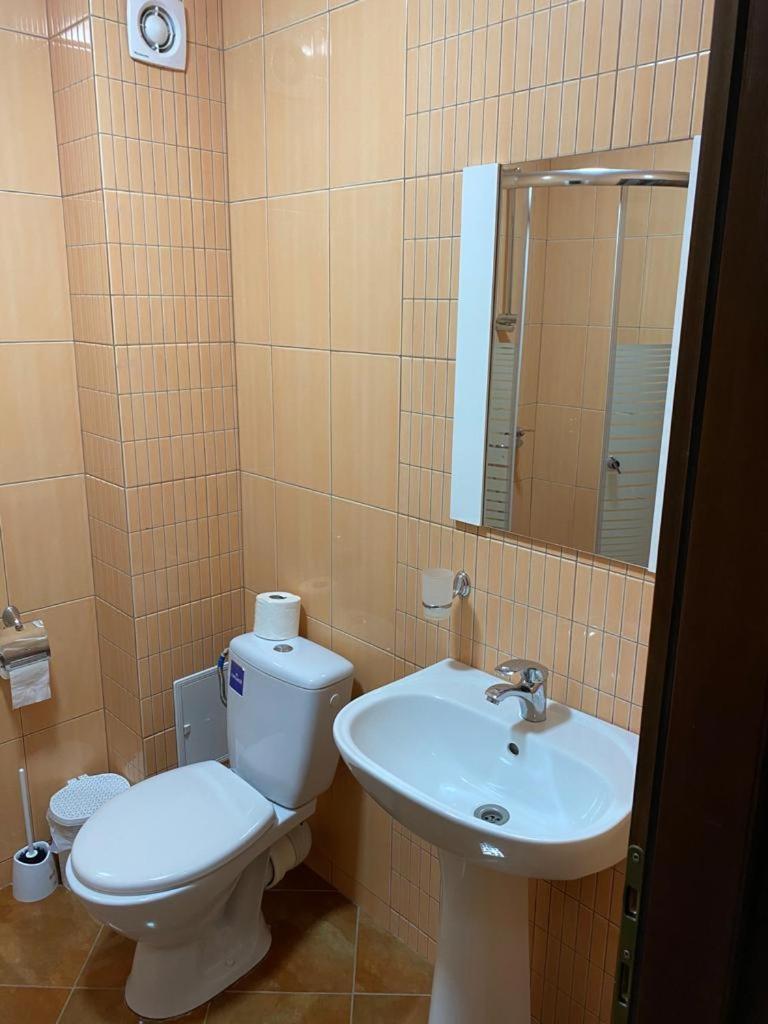 Pensiunea Casa Soarelui Simian Zimmer foto