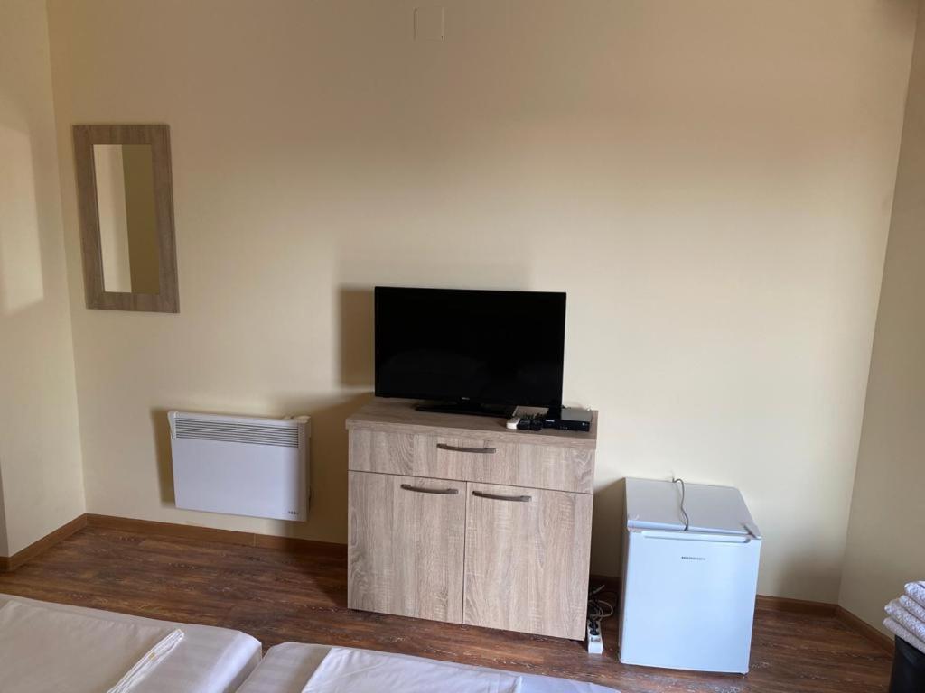Pensiunea Casa Soarelui Simian Zimmer foto
